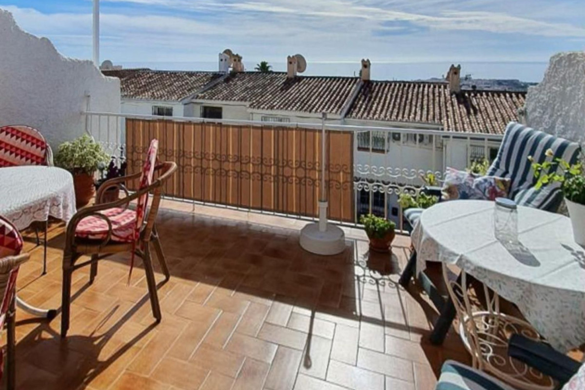 Venta de chalet adosado en Urbanización Naricha, 46 A , Nerja photo 3