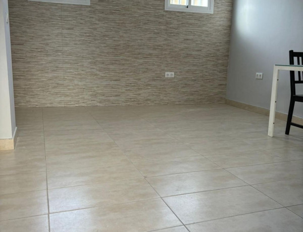 Local en venta en calle Carretero photo 4