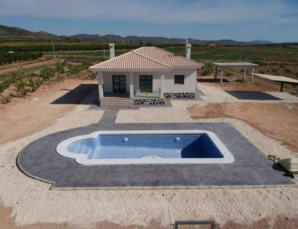 Chalet independiente en venta en , Pinoso thumbnail 1