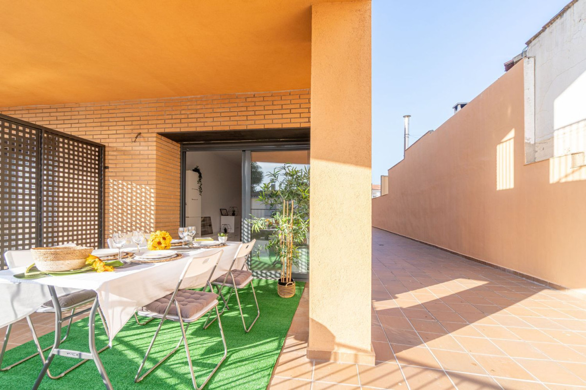 Продажа квартиры на Avenida de Girona, 54, Л'Эскала
photo 5