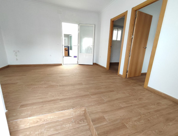 Таунхаус на продажу в , Talavera la Real photo 1