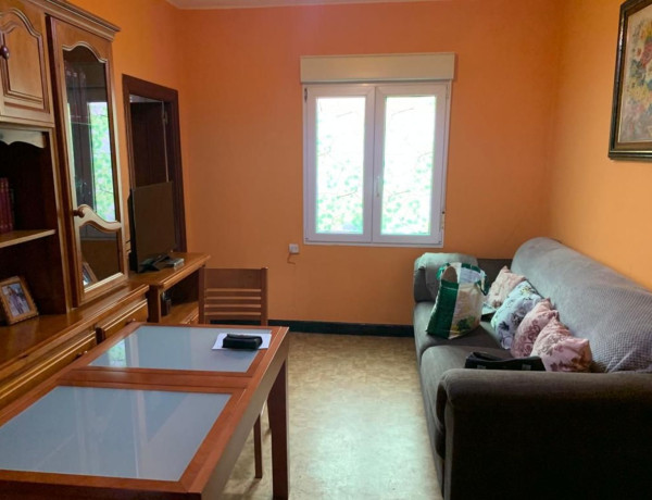 Apartment for sale in Calle Feijoo, Gijón thumbnail 2