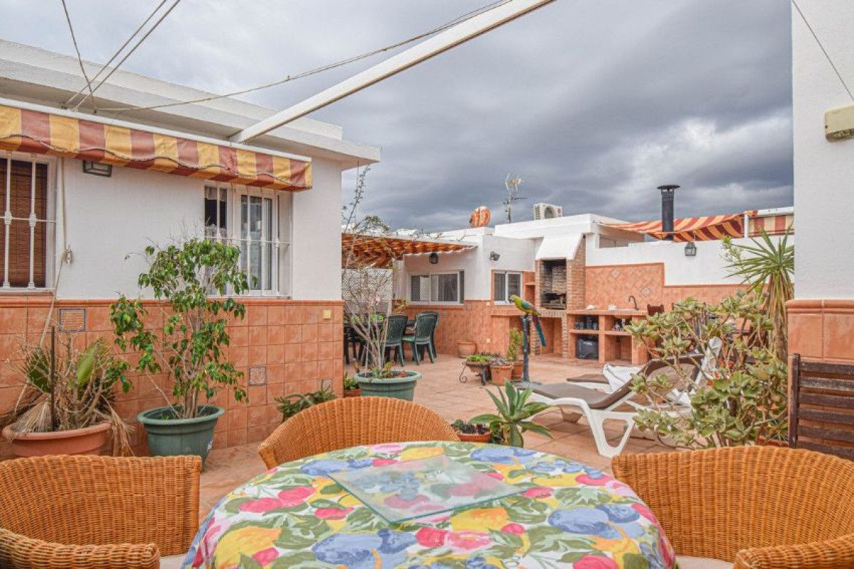 Sprzedaż poddasza w Estepona Pueblo , Estepona photo 1