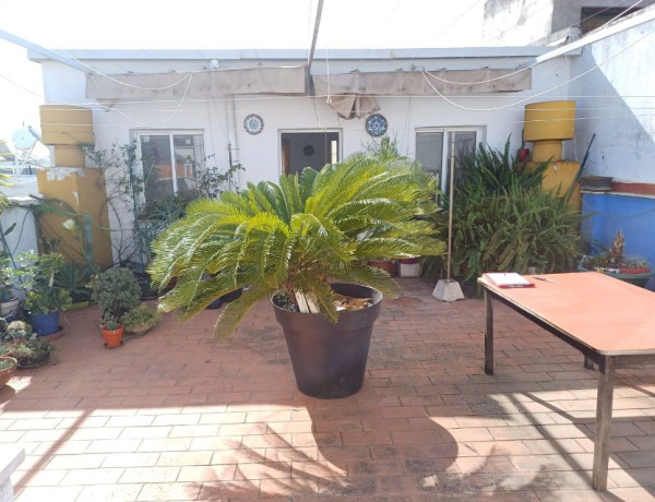 Продажа квартиры в  Calle ROMERA, Dos Hermanas photo 1