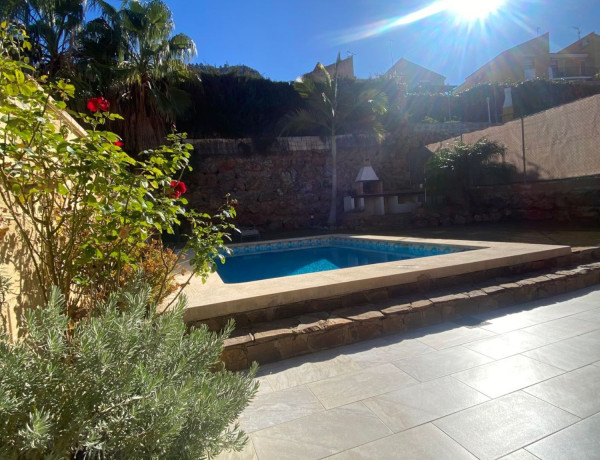 Chalet adosado en venta en  Calle Fernando Fuente Fuente , Alhaurín de la Torre photo 4