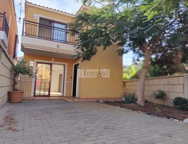 Chalet adosado en venta en  Cho-Guaza , Arona photo 4