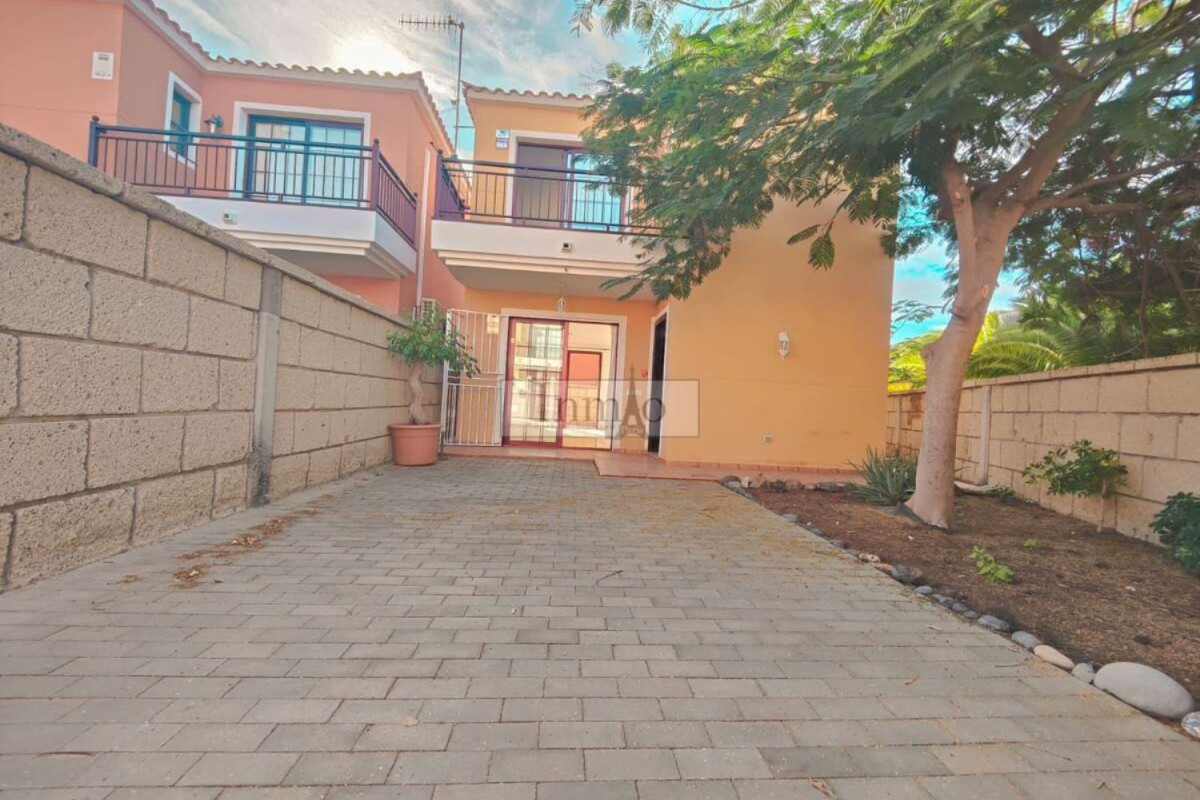 Sale of townhouse in Cho-Guaza , Arona photo 5