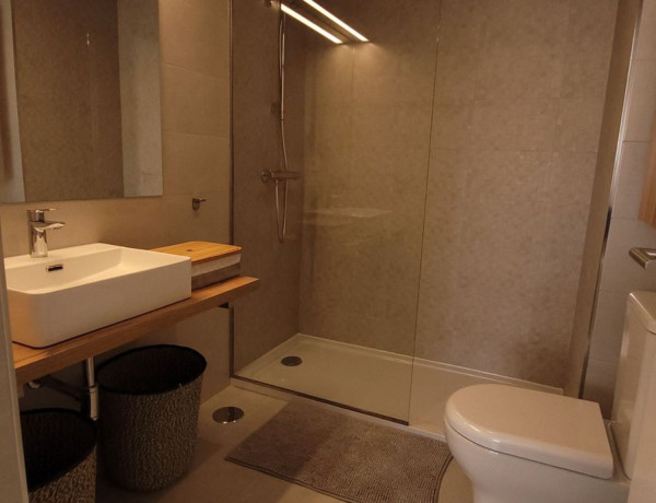 Duplex en venta en Calle Policía Nacional, 11, Estepona thumbnail 2