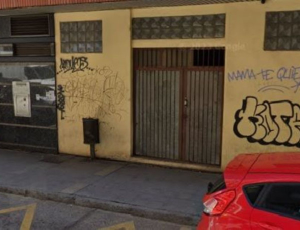 Local en venta en calle las Fuentes, 1 photo