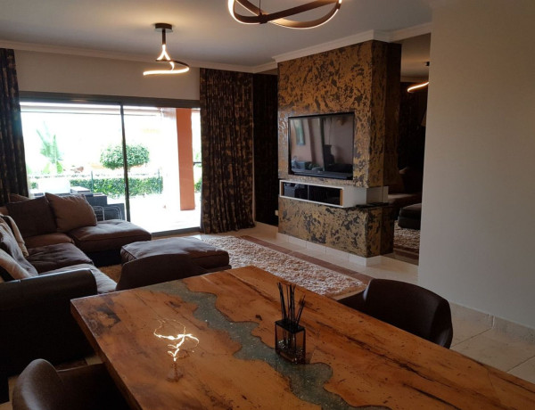 Apartment for sale in  Benamara - Atalaya , Estepona photo 2