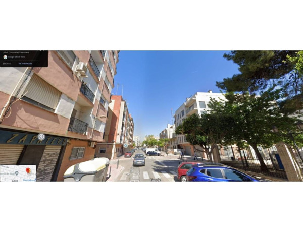 Local en venta en calle de Sant Carles thumbnail 2
