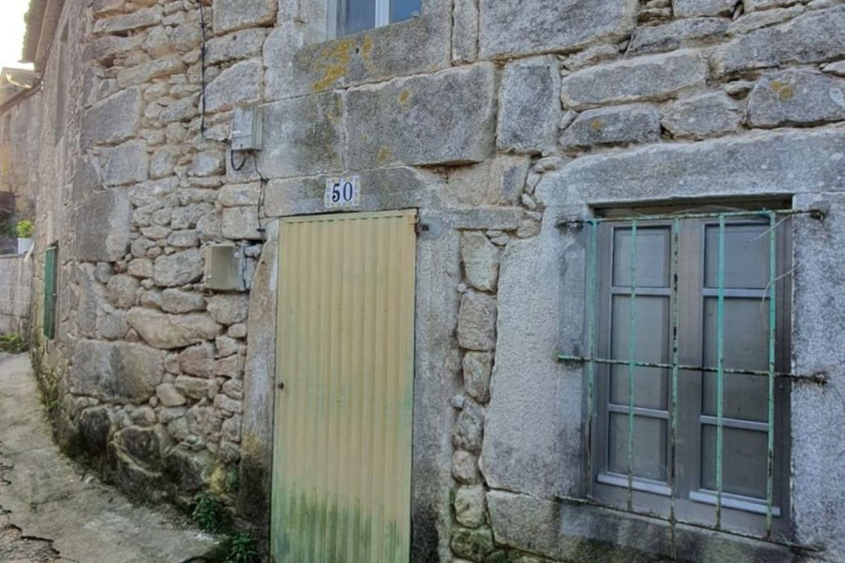Venta de chalet adosado en , Outes photo 4