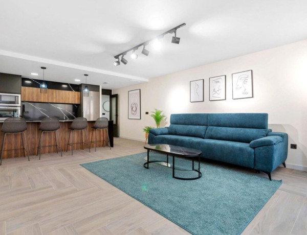 First floor for sale in Centro , Torrevieja photo 1