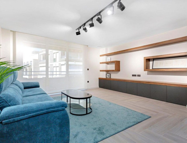 First floor for sale in Centro , Torrevieja thumbnail 2