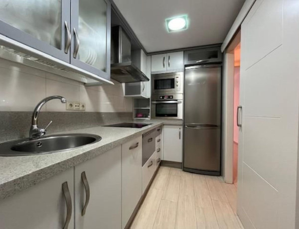 Piso en venta en  Santa Rosa - Valdeolleros , Distrito Santa Rosa - Valdeolleros photo 1