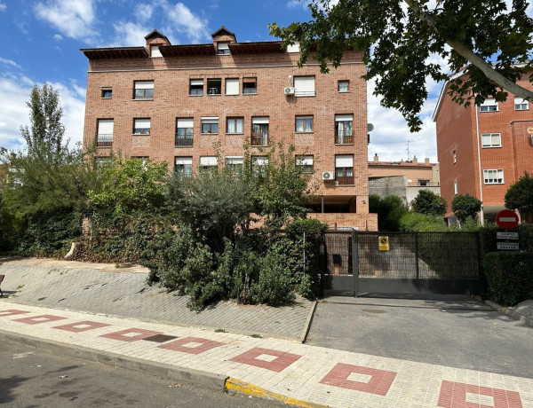 Duplex en venta en Camino de la Barca, Azuqueca de Henares photo 2
