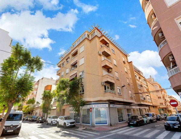 First floor for sale in Centro , Torrevieja thumbnail 1