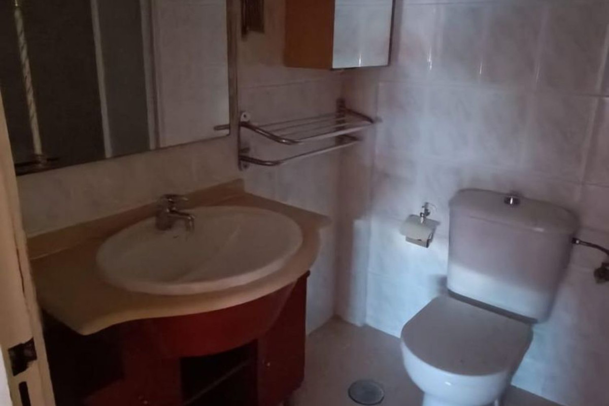 Venta de piso en Calle Herberos, Dos Hermanas
photo 2