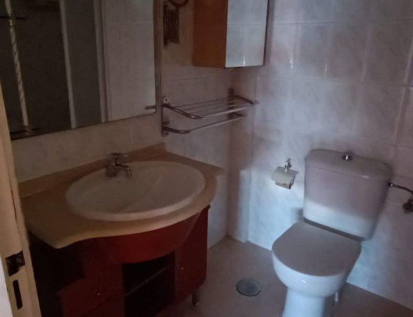 Piso en venta en Calle Herberos, Dos Hermanas thumbnail 1