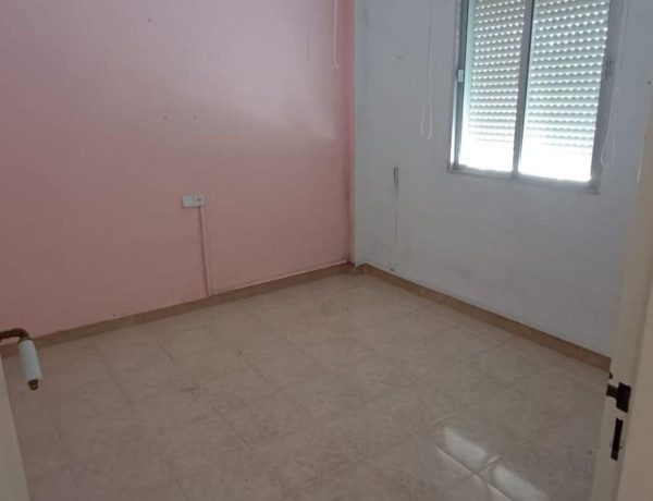 Piso en venta en  Calle Herberos, Dos Hermanas photo 4