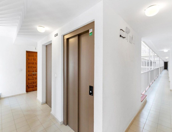 First floor for sale in  La Mata , Torrevieja photo 4