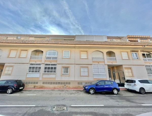 First floor for sale in El Acequión - Los Náufragos , Torrevieja thumbnail 2
