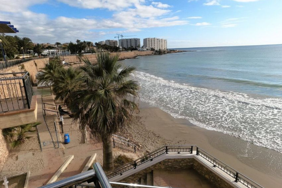 Piso en venta en Sorihuela del Guadalimar, Сорихуэла дель Гуадалимар
photo 1