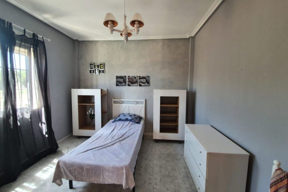 Продажа отдельного шале в , Бигастро photo 5