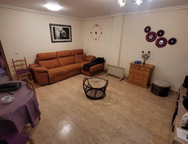 First floor for sale in Calle Concordia, Torrevieja photo 1