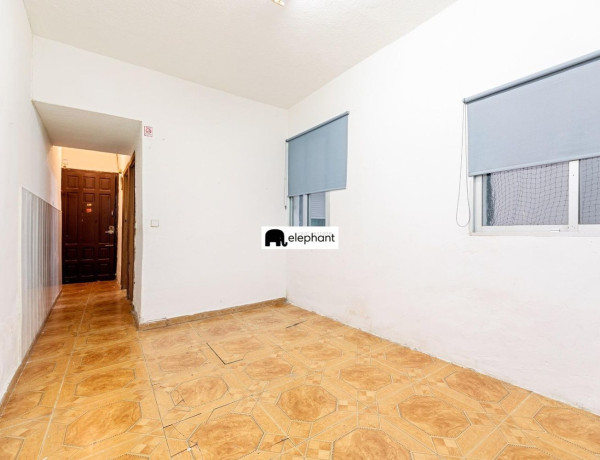 First floor for sale in  Centro , Madrid photo 4