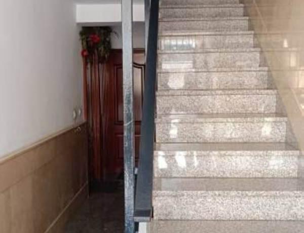 Piso en venta en  Calle Herberos, Dos Hermanas photo 4