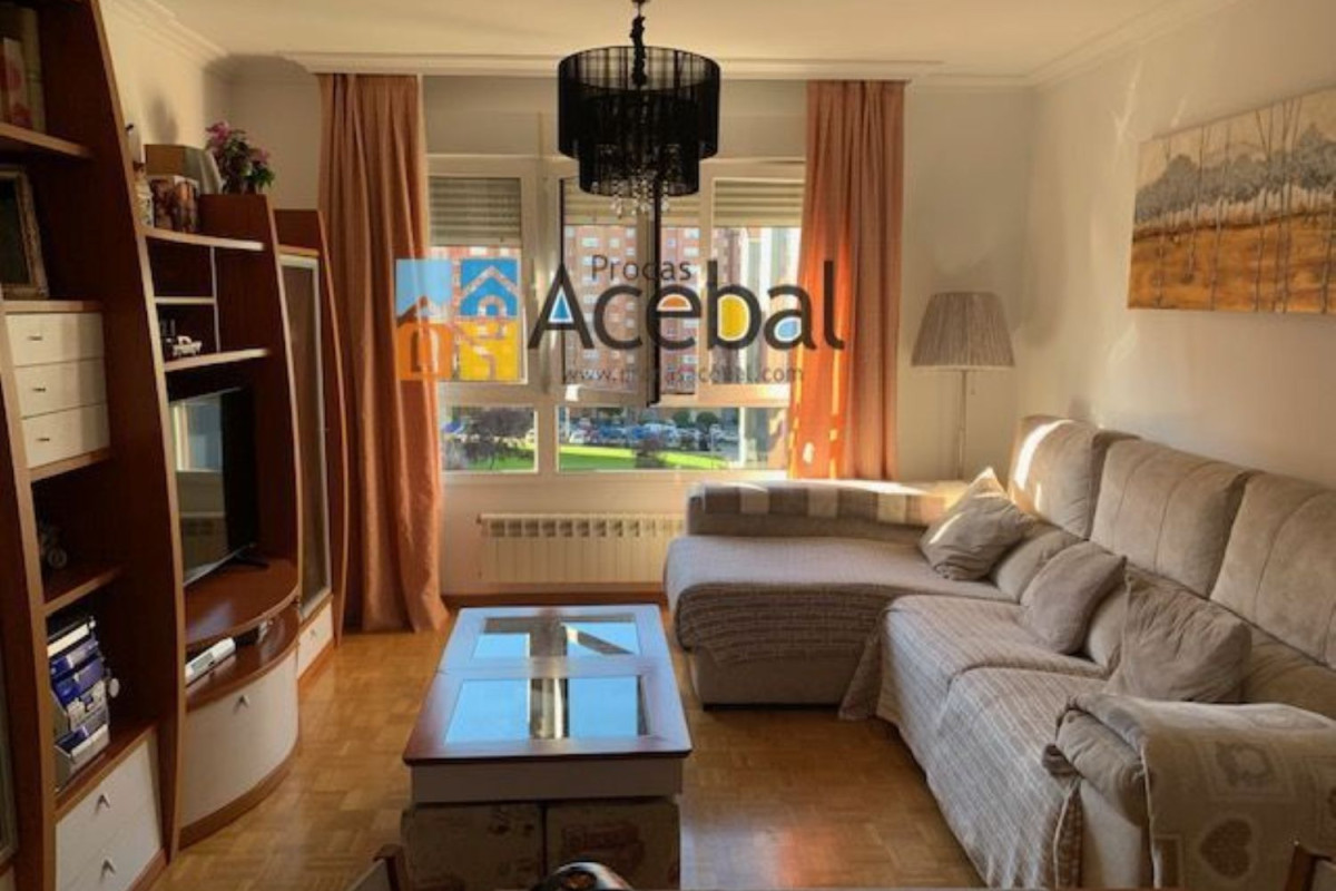 Venta de piso en Sur, Gijón
photo 1