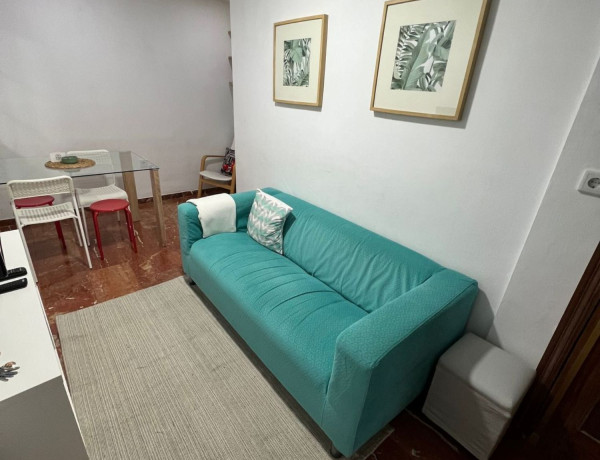 Apartment for sale in  Calle Osario, Distrito Centro - Casco Histórico photo 2