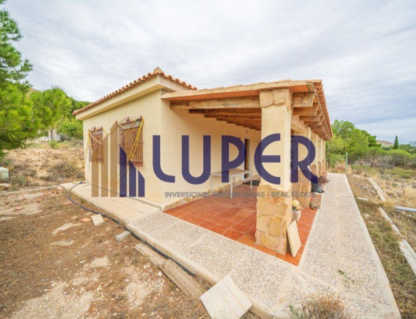 Rustic property for sale in Villamontes-Boqueres , San Vicente del Raspeig thumbnail 2