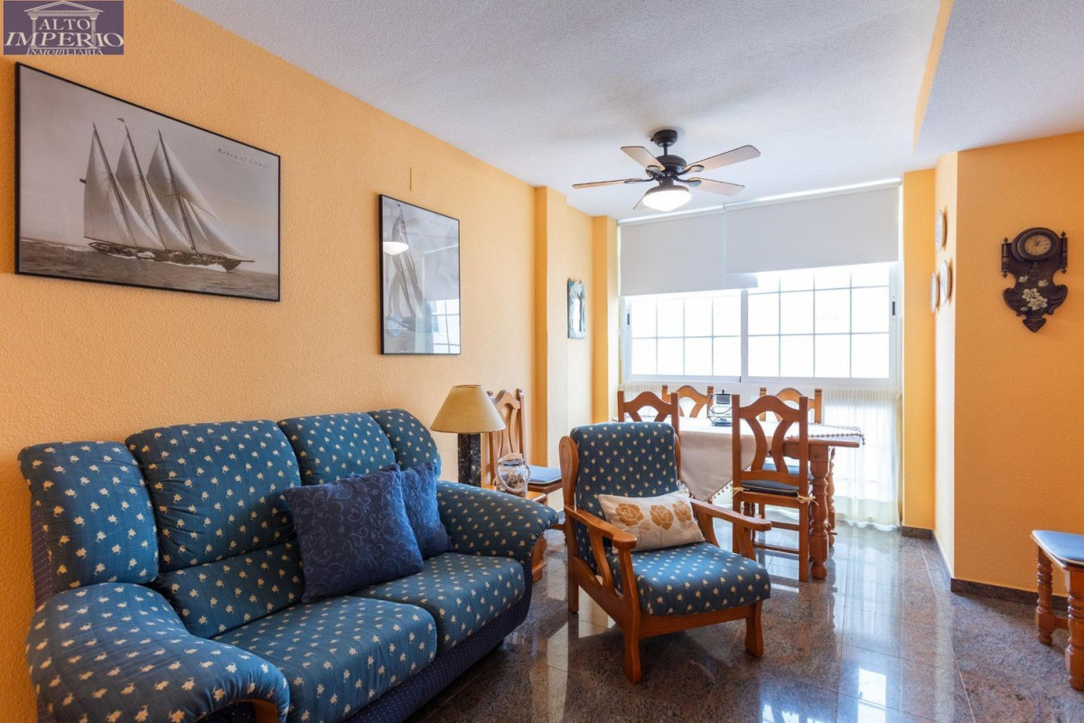 Venta de piso en Calahonda - Carchuna, Motril
photo 1