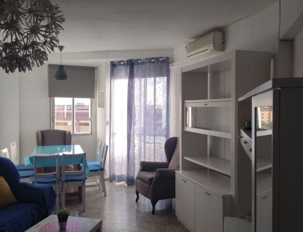 Продажа квартиры в Ciudad Jardín , Distrito Ciudad Jardín thumbnail 2