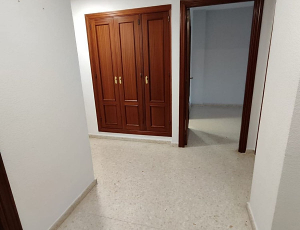 Piso en venta en  Avenida Ricardo Carapeto Zambrano s/n, Badajoz photo 4