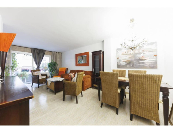 Bajo en venta en Calle Francesc Artau, Girona thumbnail 2