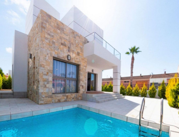 Detached villa for sale in Los Alcázares , Los Alcázares photo 1