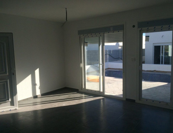 Chalet independiente en venta en  Las Lomas del Rame-Bahía Bella , Los Alcázares photo 4