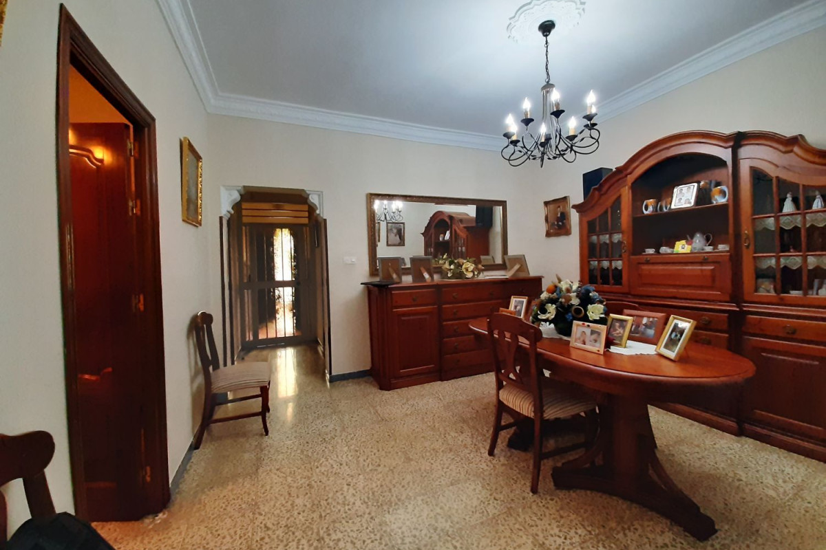 Продажа таунхауса в Urb. IBARBURU , Дос Германаc photo 5