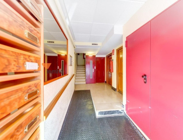 Продажа квартиры в  Calle de Juan José Gárate, Zaragoza photo 3