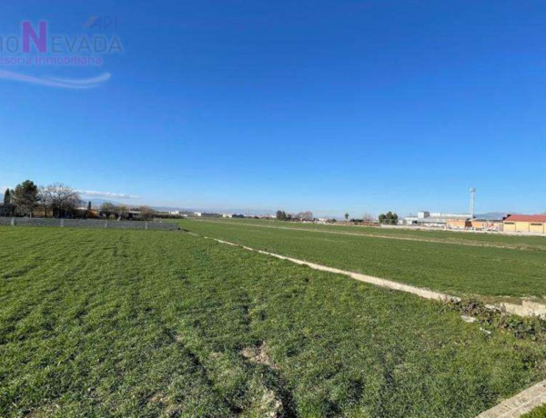 Terreno en venta en Maracena photo 4