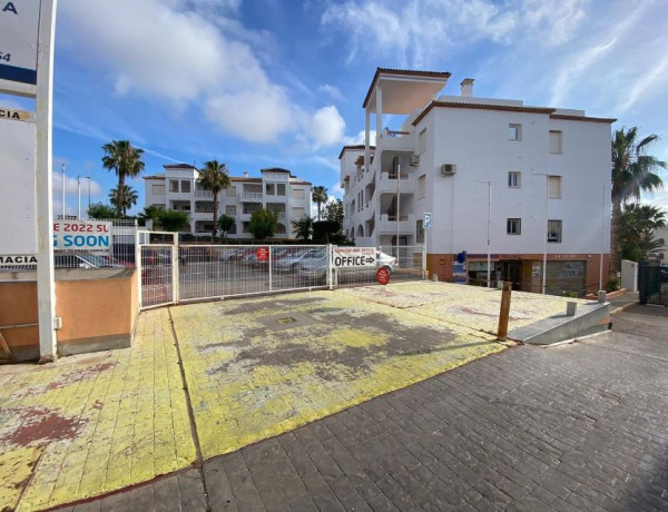 Local en venta en avenida de las Brisas, 8 photo 1