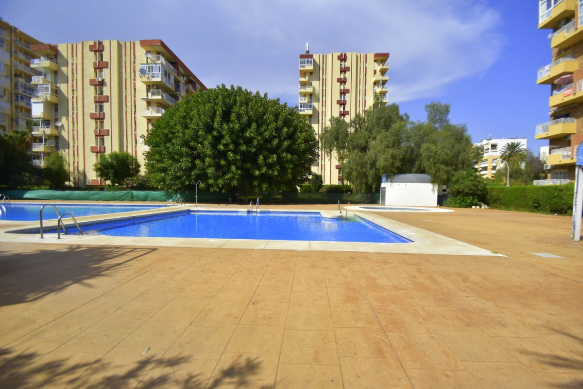 Venta de piso en Avenida Gamonal, 6, Benalmádena
photo 3