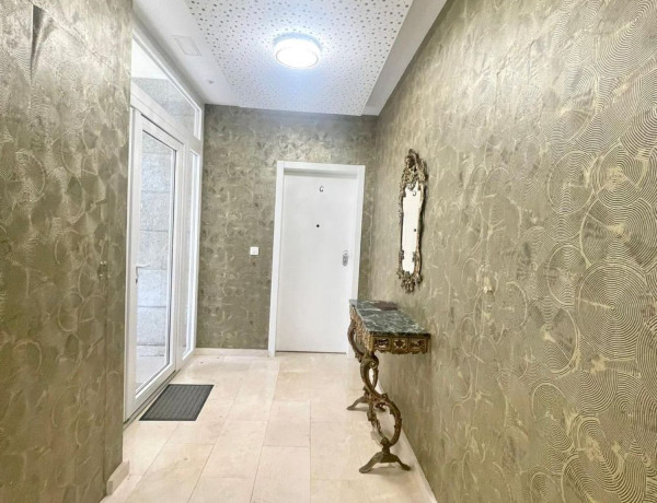 Bajo en venta en  Calle Ciudad Jardín, 17 , San Vicente del Raspeig photo 2