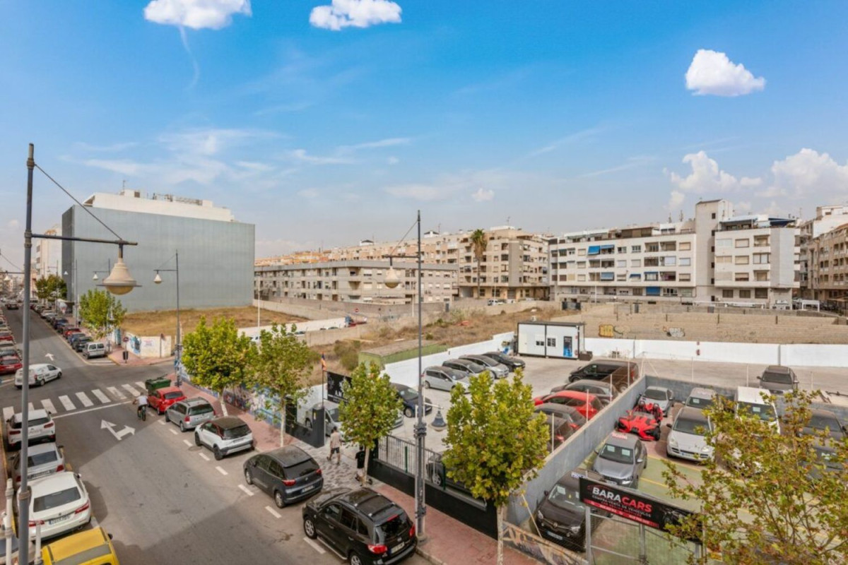 Venta de bajo en Centro, Torrevieja
 photo 4