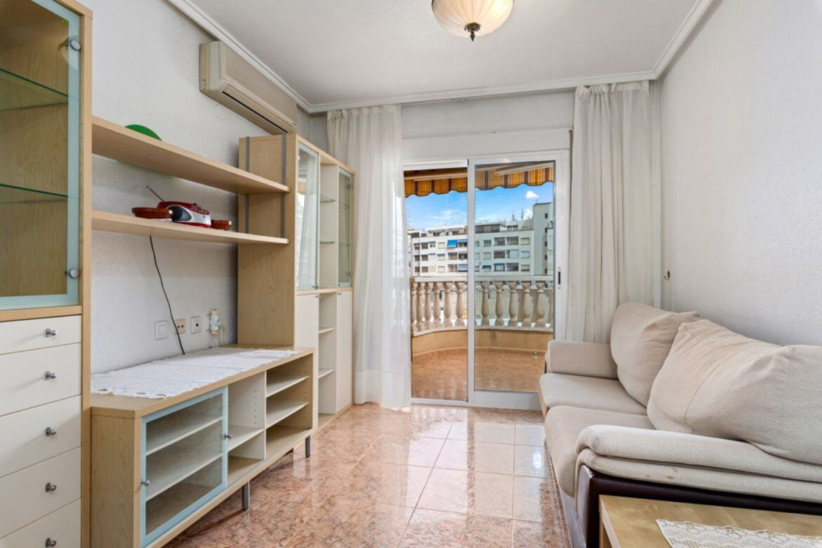Venta de bajo en Centro, Torrevieja
 photo 5