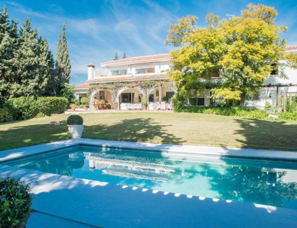 Chalet independiente en venta en Sitio de Calahonda , Mijas photo 1
