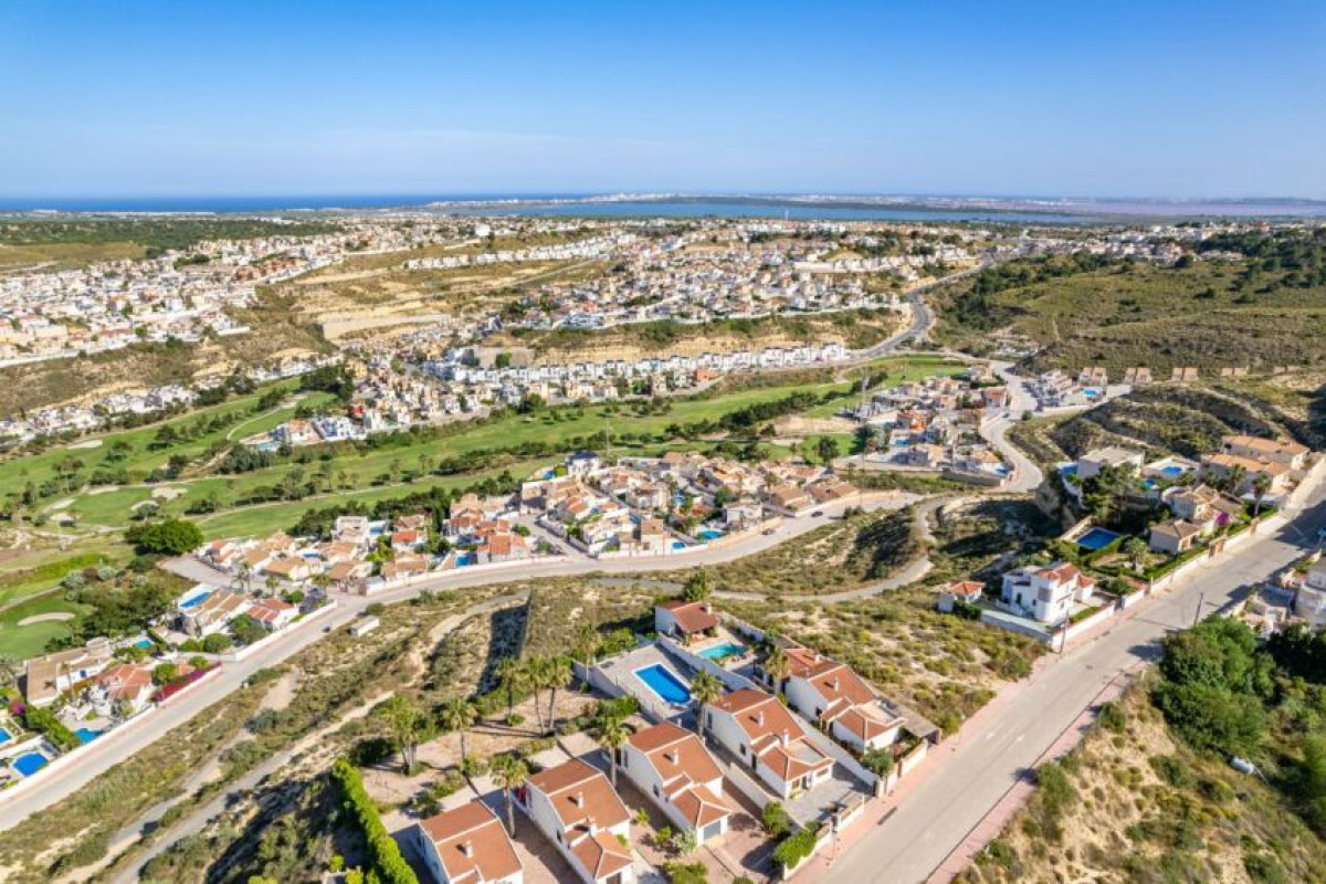 Działka na sprzedaż w Ciudad Quesada, Alicante photo 1